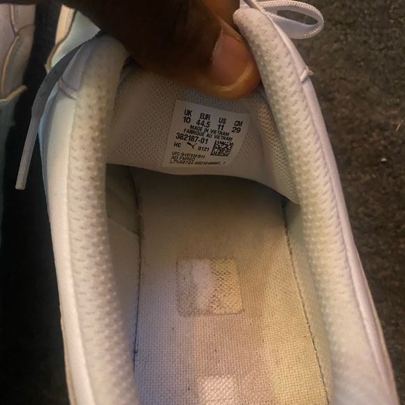 Puma - Picture 3 of 5